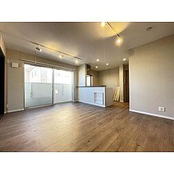 アゼリア（七国6） 202 2階1LDKのリビング/ダイニング