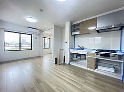 サニークレスト 201 2階2LDKのリビング/ダイニング