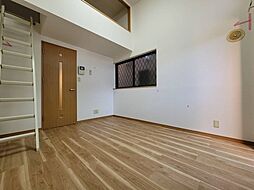 ブレッザ 101 1階1Kのリビング/ダイニング