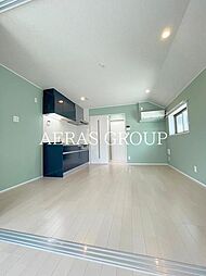 ウンベルポルト 3階1LDKのリビング/ダイニング