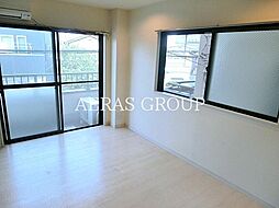 シャルマン新田 2階1Kのリビング/ダイニング