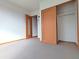 レオパレスオゥル 3階1Kのリビング/ダイニング