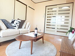 ロワール西一之江 3階2DKのリビング/ダイニング