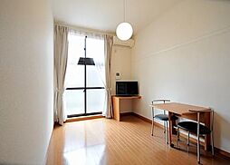 レオパレス花水木(24030) 201 2階1Kのリビング/ダイニング