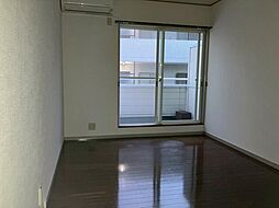 岩崎ハイム 2階ワンルームのリビング/ダイニング