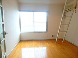 プラザ・ドゥ・デボン A206 2階1Kのリビング/ダイニング