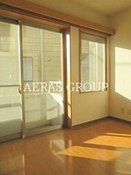 ロアール世田谷等々力 4階1Kのリビング/ダイニング