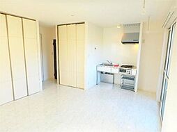 ベローナモレ 105 1階ワンルームのリビング/ダイニング