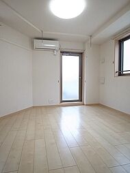 京急本線 大森町駅 徒歩2分の賃貸マンション 2階1Kのリビング/ダイニング