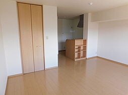 JR中央線 高尾駅 バス14分 中小田野下車 徒歩4分の賃貸アパート 2階ワンルームのリビング/ダイニング