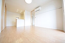 カーサそれいゆＡ棟 201 2階2LDKのリビング/ダイニング