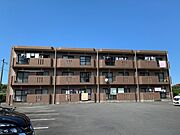 三角駅より徒歩595分 築25年8ヶ月 3階建の賃貸物件