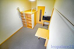 レオパレス沼南7 4階1Kのリビング/ダイニング