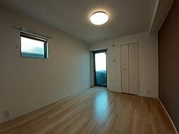 ホワイト ウェル湘南II 3階1LDKのリビング/ダイニング