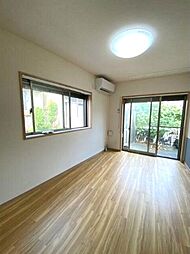 ソリッド堀切菖蒲園壱番館 1階1Kのリビング/ダイニング