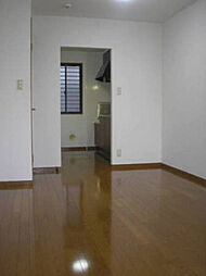 ストークコート 2階1LDKのリビング/ダイニング