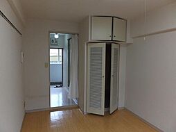 ロザール松戸 2階ワンルームのリビング/ダイニング