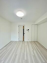 エストゥルース羽田 1階1Kのリビング/ダイニング