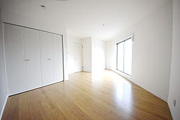 小田急多摩線 唐木田駅 徒歩11分の賃貸アパート 1階1Kのリビング/ダイニング