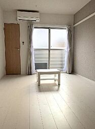 クレイノTOMO 1階1Kのリビング/ダイニング