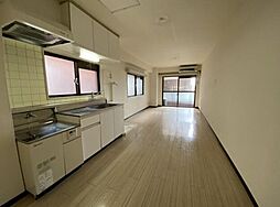 ウスダムコーヅ池之端ハイツ 6階ワンルームのリビング/ダイニング