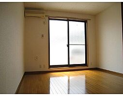 プレジールK 1階1Kのリビング/ダイニング