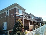 深井駅よりバス16分 徒歩3分 2階 築18年8ヶ月の賃貸物件