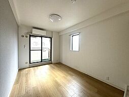 ビブレ西池 5階ワンルームのリビング/ダイニング