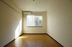 アステルハイム 1階ワンルームのリビング/ダイニング