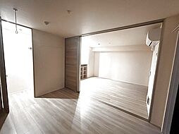 トレビ・フォンタナ 203 2階2LDKのリビング/ダイニング