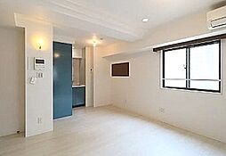 東京メトロ丸ノ内線 新宿御苑前駅 徒歩4分の賃貸マンション 12階ワンルームのリビング/ダイニング