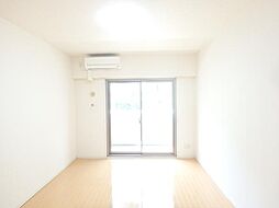 JR仙石線 榴ケ岡駅 徒歩10分の賃貸マンション 2階1Kのリビング/ダイニング