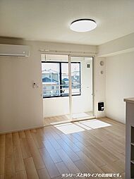 サンモール 202 2階1LDKのリビング/ダイニング