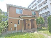 新百合ヶ丘駅より徒歩12分 築14年9ヶ月の賃貸物件