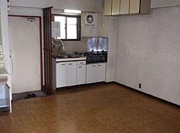 プラムヒル 3階2DKのリビング/ダイニング