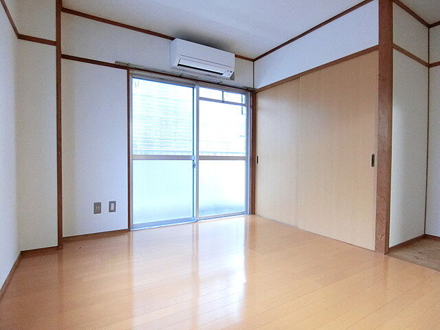 寝室