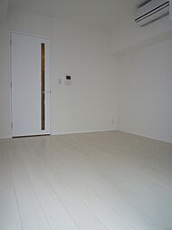 都営大江戸線 西新宿五丁目駅 徒歩7分の賃貸マンション 5階1Kのリビング/ダイニング