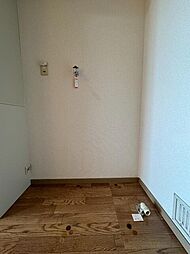 パナハイツ三山Ｂ棟 1階ワンルームのリビング/ダイニング