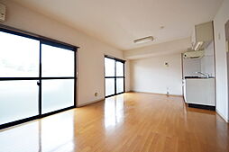 京王相模原線 南大沢駅 徒歩25分の賃貸マンション 1階3LDKのリビング/ダイニング