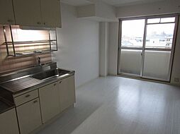 リベラルアージ 4階2DKのリビング/ダイニング