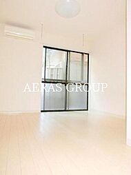 KUハウス西小山 2階ワンルームのリビング/ダイニング