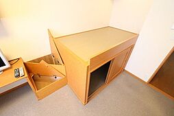 レオパレスヴィラ ステップイン 2階1Kのリビング/ダイニング