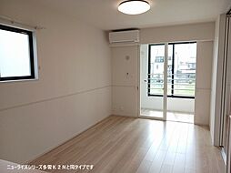 ライツ・レーベン見附Ａ 201 2階2LDKのリビング/ダイニング