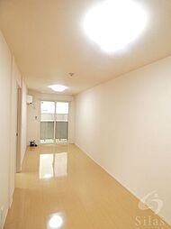 阪急神戸本線 塚口駅 徒歩10分の賃貸アパート 3階1LDKのリビング/ダイニング