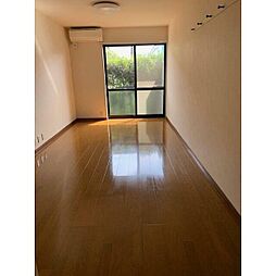 ブルーラビット 1階1Kのリビング/ダイニング