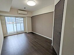 ケーディーエックスレジデンス豊洲 4階1Kのリビング/ダイニング