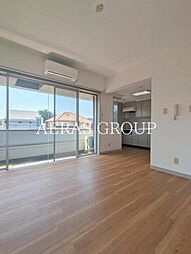 アールコート上野毛 2階1LDKのリビング/ダイニング