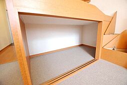 レオパレスラムロ 2階1Kのリビング/ダイニング