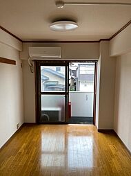 パールハウス成田西 2階1Kのリビング/ダイニング