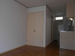 エステートピア エリゼ 1階ワンルームのリビング/ダイニング